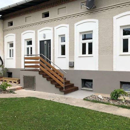 Riesling House Laa Apartment Laa an der Thaya Bagian luar foto