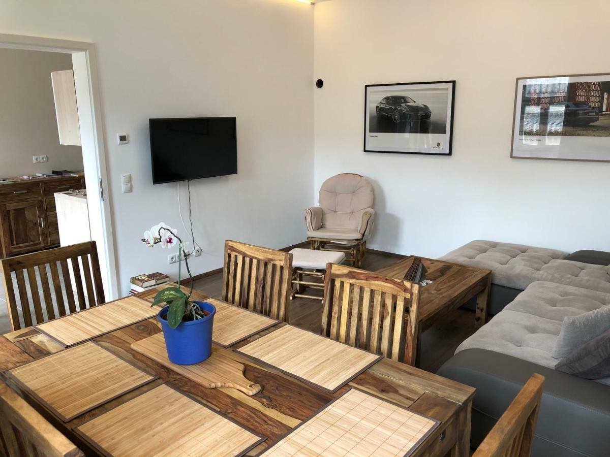 Riesling House Laa Apartment Laa an der Thaya Bagian luar foto