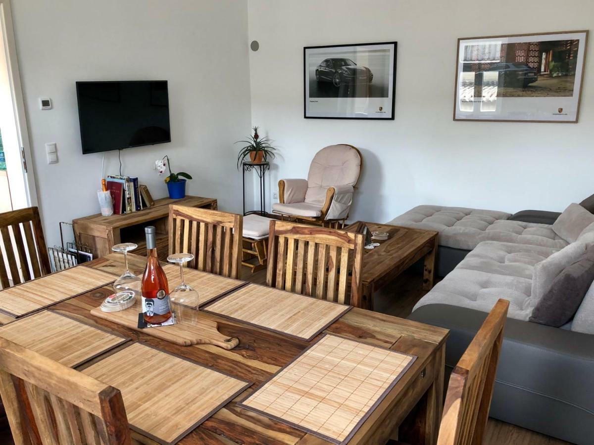 Riesling House Laa Apartment Laa an der Thaya Bagian luar foto