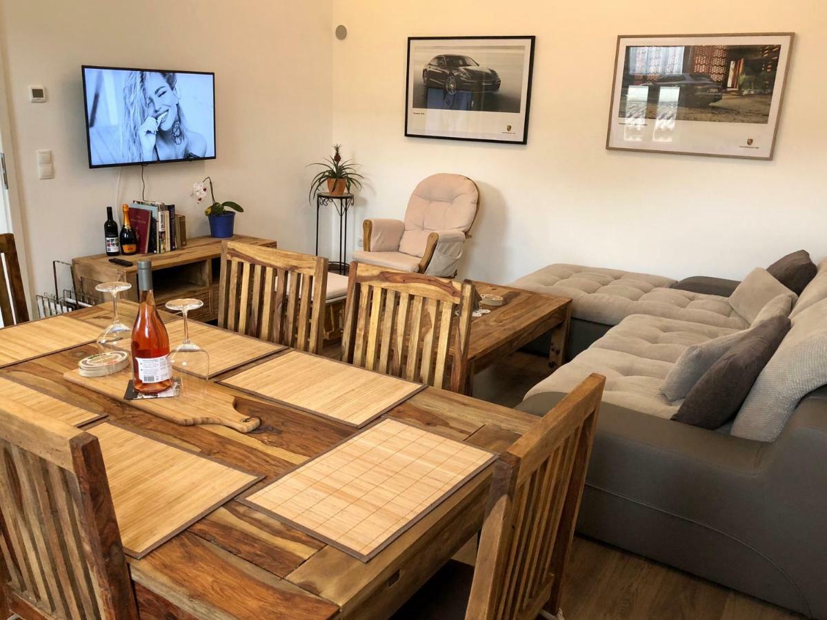 Riesling House Laa Apartment Laa an der Thaya Bagian luar foto