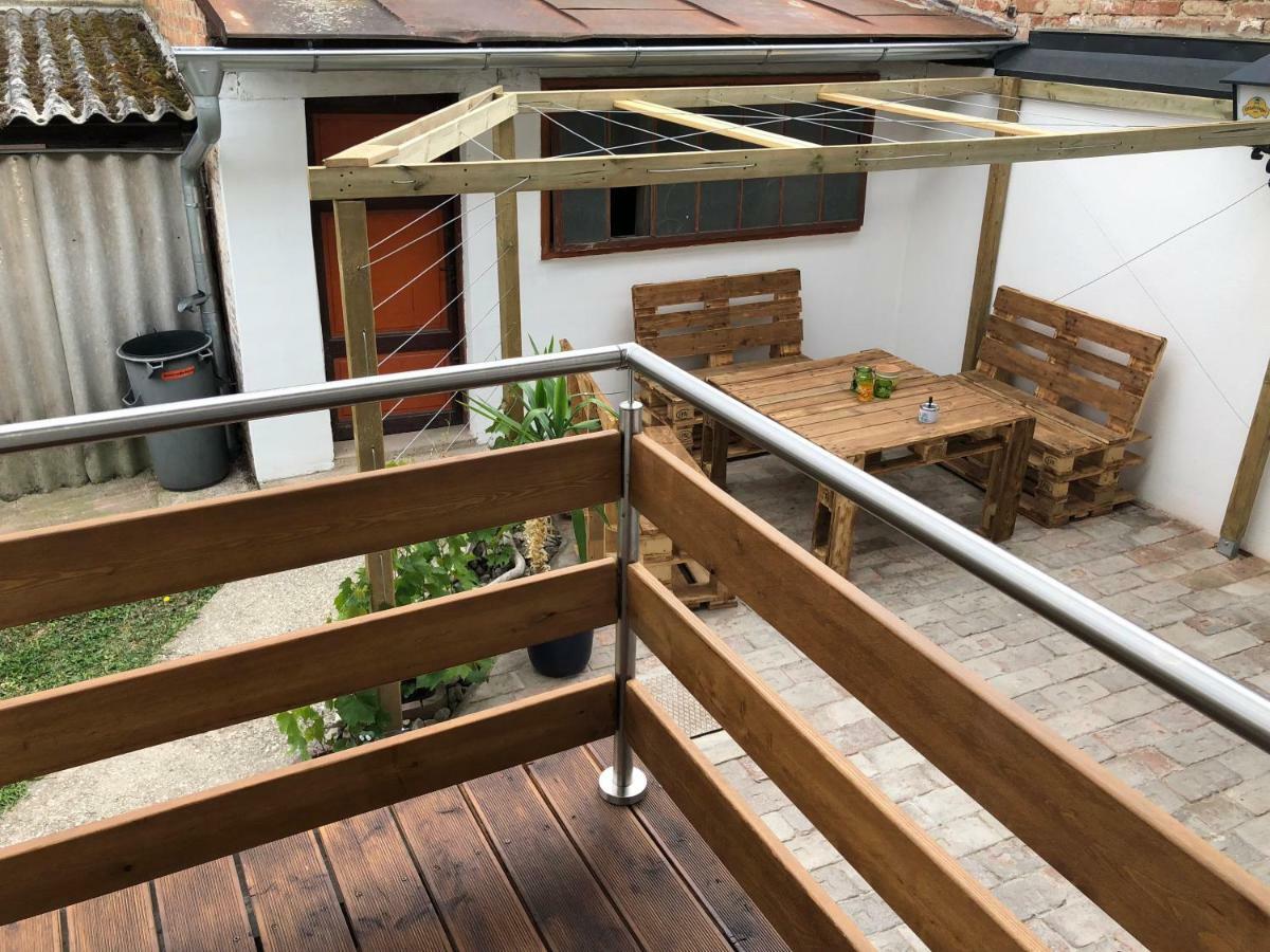Riesling House Laa Apartment Laa an der Thaya Bagian luar foto