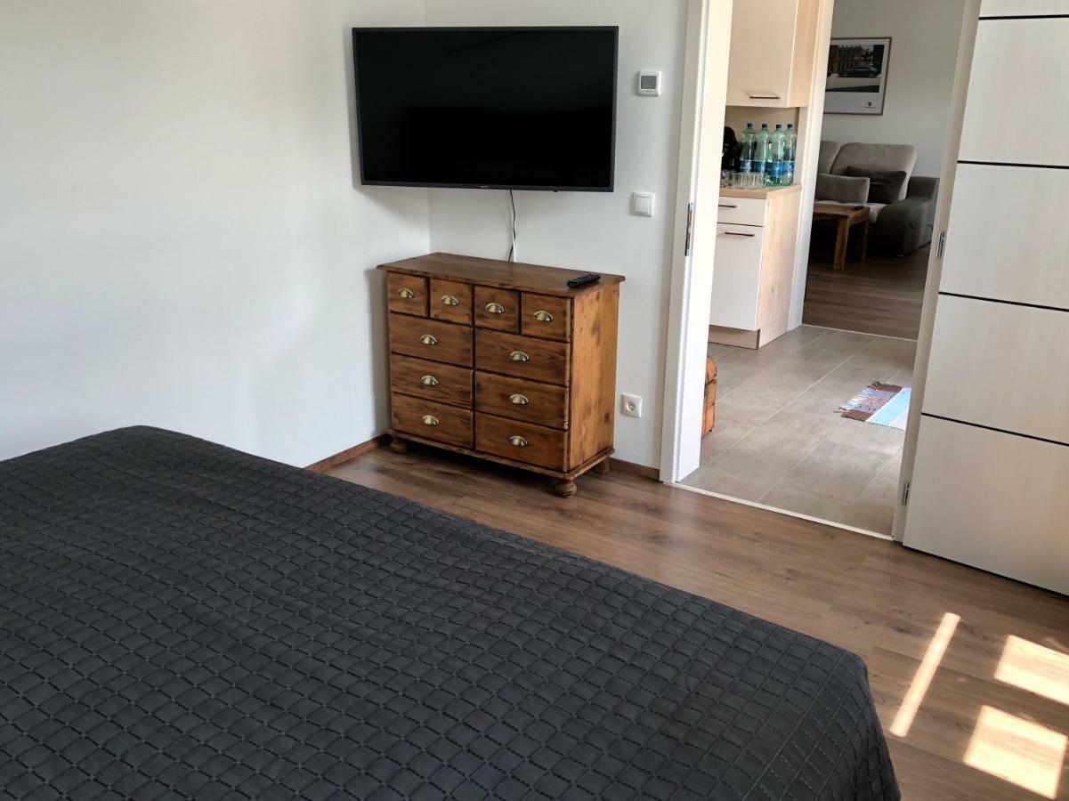 Riesling House Laa Apartment Laa an der Thaya Bagian luar foto